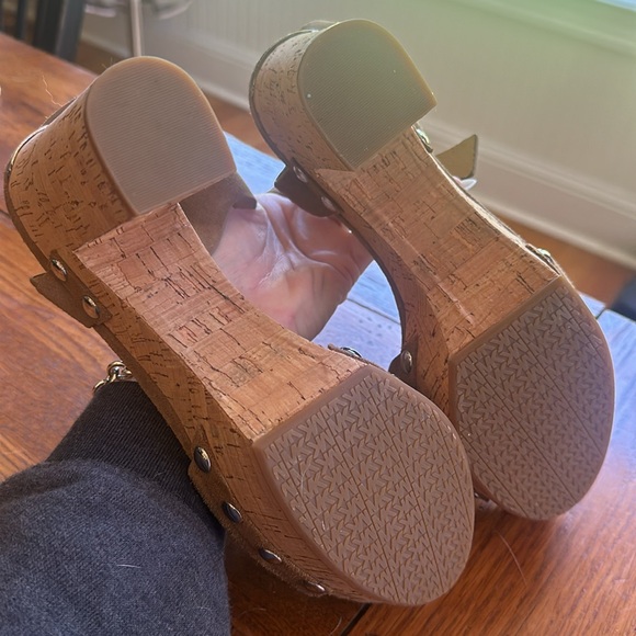 Michale Kors Sandal - Picture 5 of 12